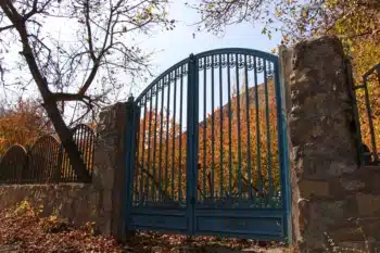 Pose de clôture à Waziers